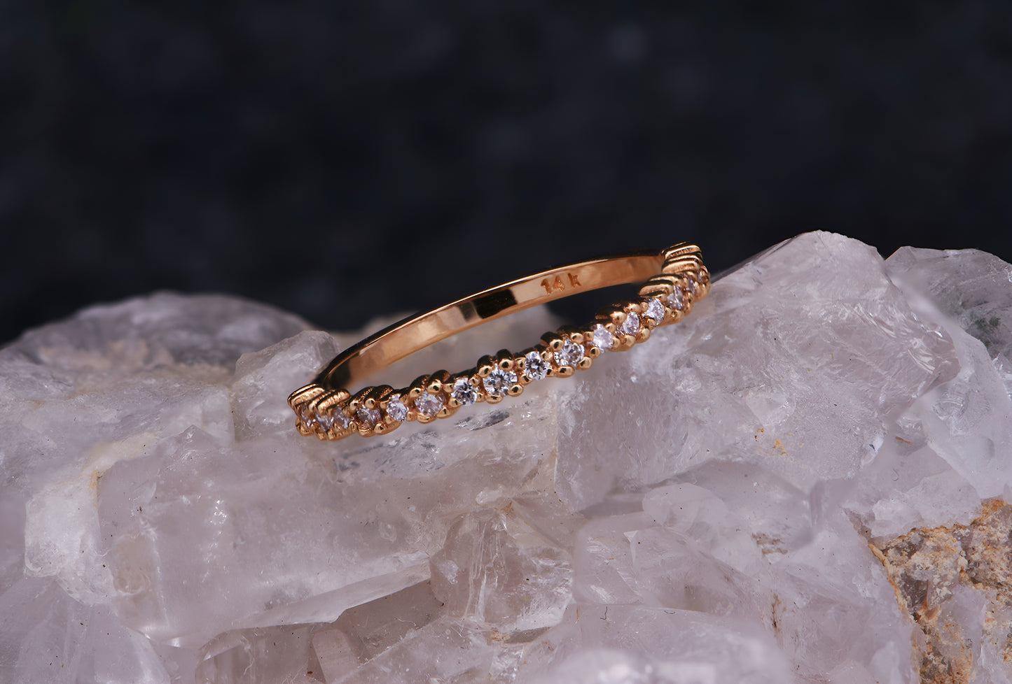 14k Gold Alternating Lab Grown Diamond Fashion Band